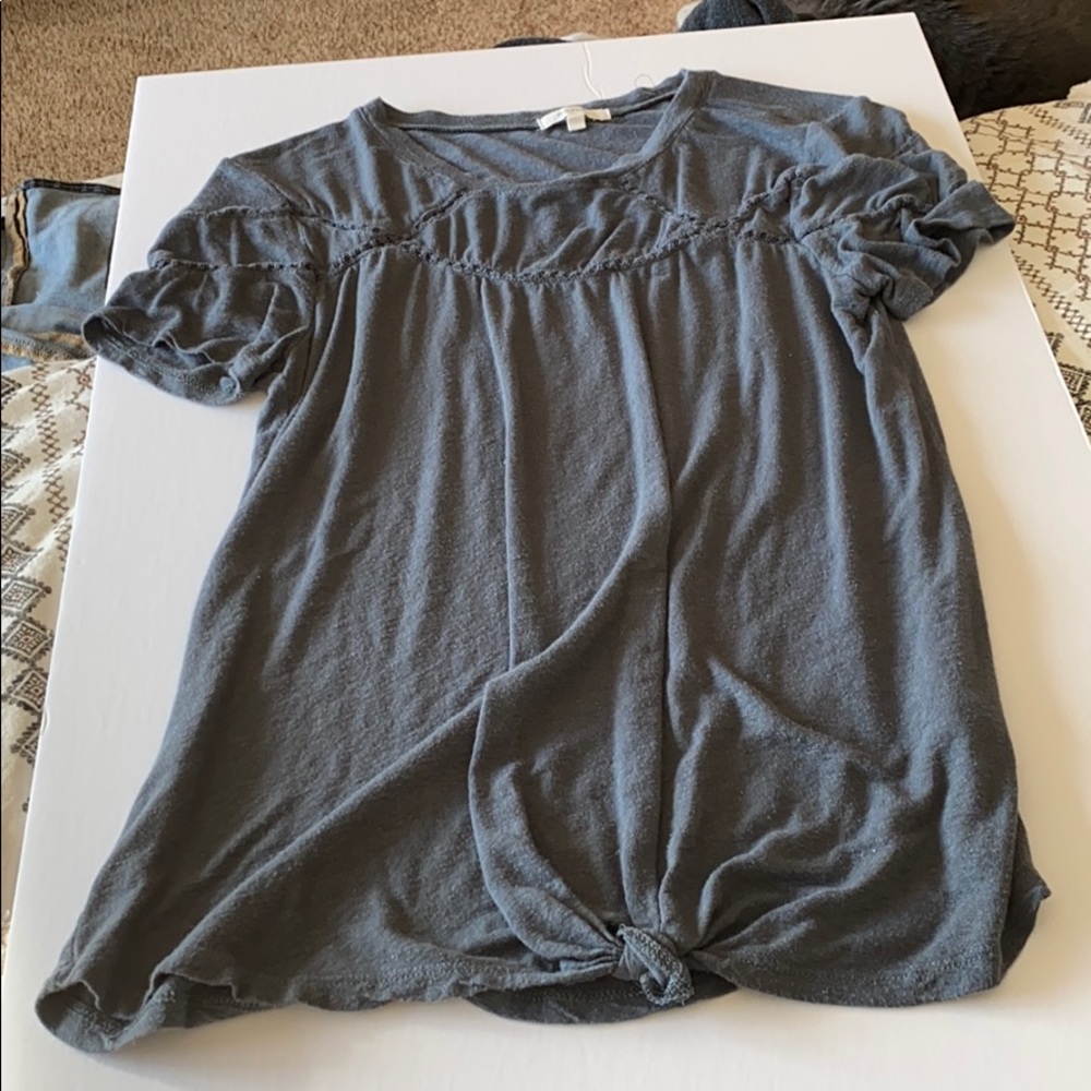 Scoop neck faux tie front tee